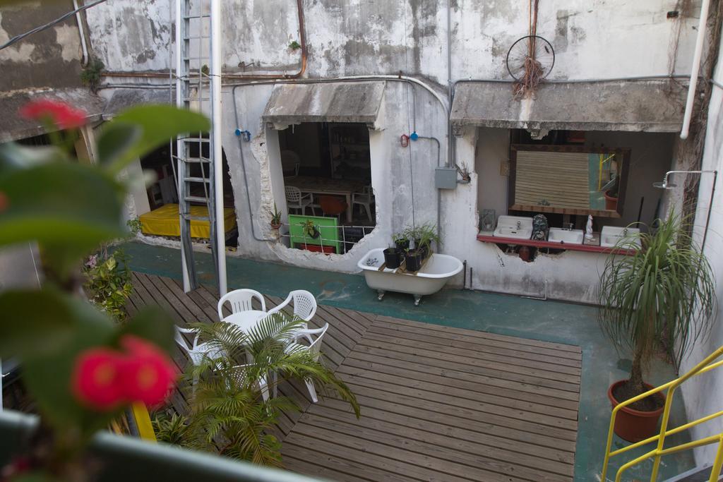 Base Hostel Old Сан-Хуан Экстерьер фото